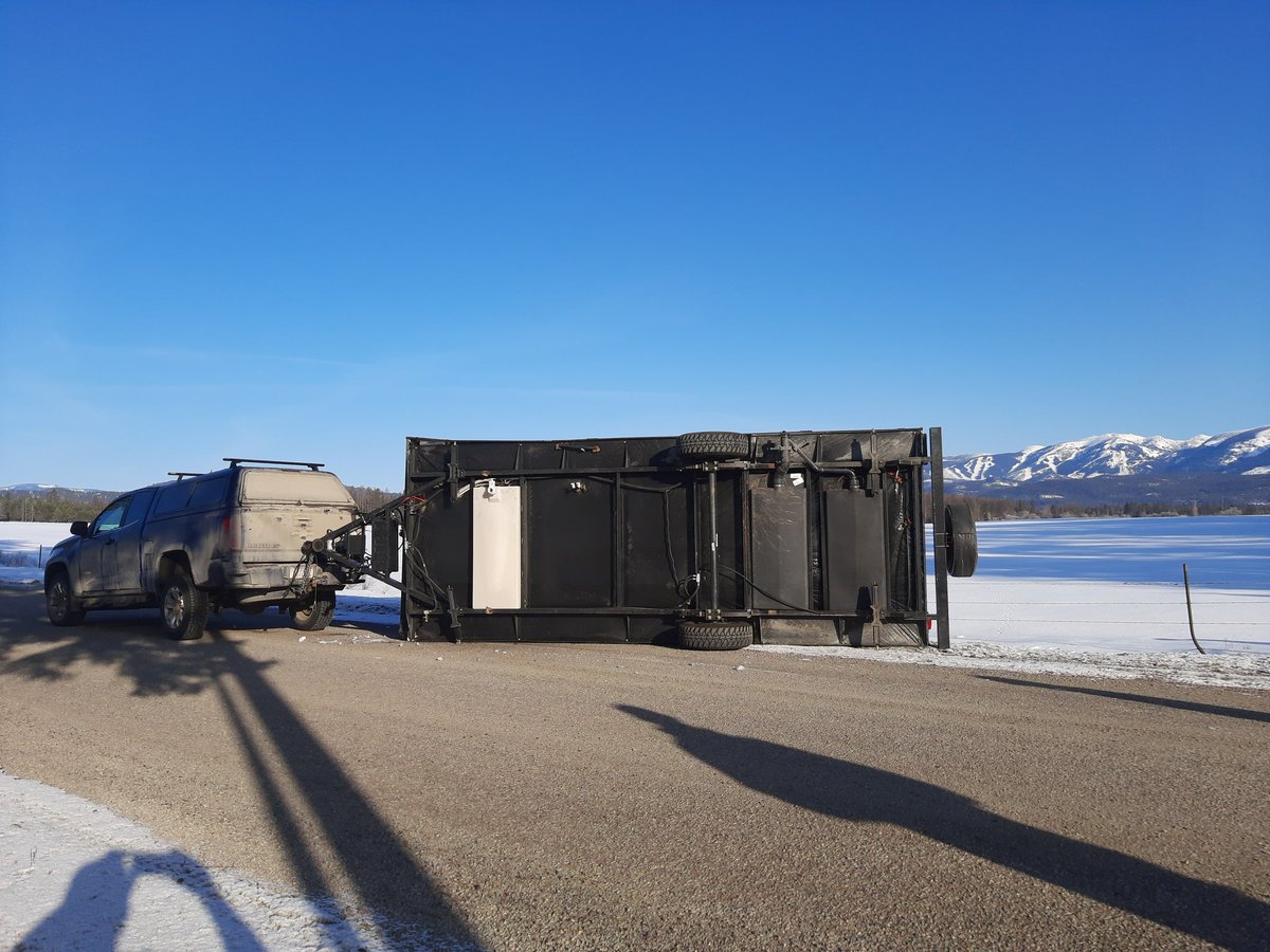 I have questions. No wind, no snow, no ice. Not enough coffee to understand the physics behind this one.