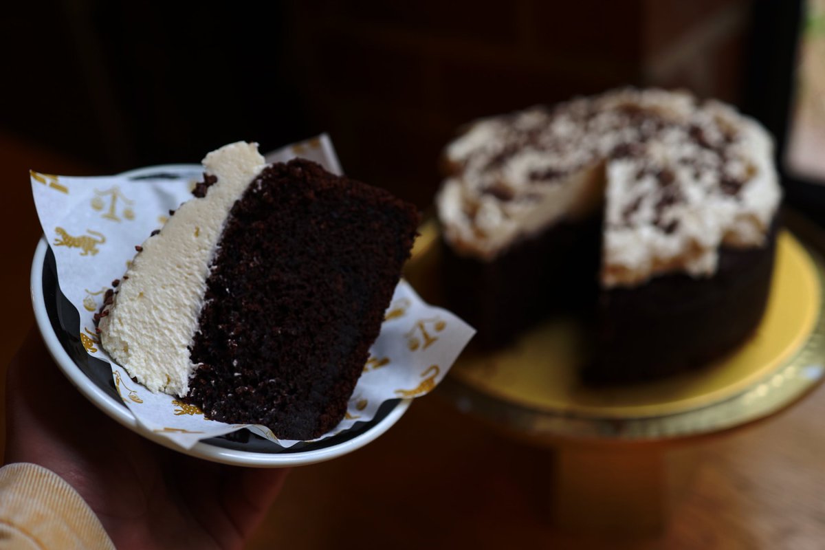 🍀 BULLION x GUINNESS 🍀 With St Patrick’s Day on the horizon, we’ve pulled out all the stops with this chocolate @guinness cake! Magnificent in its colour, echoing the appearance of a pint 🍻 Not to be missed! Available at our @cutleryworks site 💛
