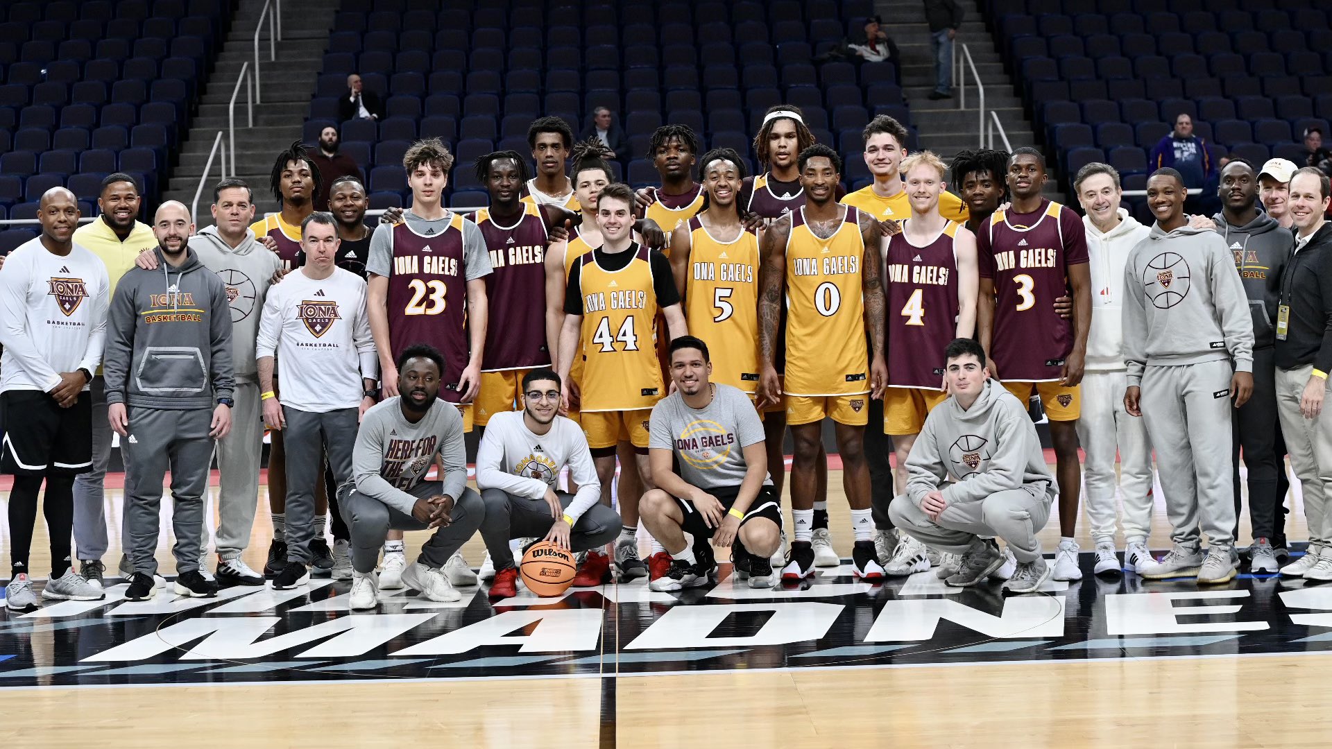 Iona cheap basketball roster