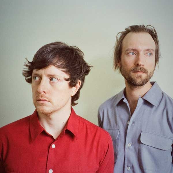 'On Repeat' Press play on Side 1 of <a href="/Darryl_Sterdan/">Tinnitist_Darryl Sterdan</a>'s 'Midweek Mixtape' and hear a new single from <a href="/summersetsmusic/">summersets</a>'s upcoming LP 'small town story' tinnitist.com/2023/03/15/mid…