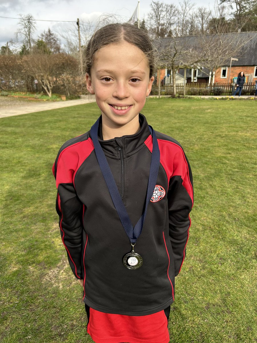 BGS_SportDpt's tweet photo. A fabulous afternoon at the @StNeotsPrep Cross Country!🏃
- U11 individual 🥈
- U11 girls team 🥈
- U13 girls team🥇
- Overall 🥈 for all the Bishopsgate team
#BGS_crosscountry #BGS_sport #BGS_teamwork https://t.co/T51NsghJxx