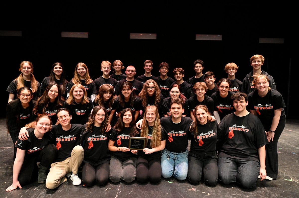 nrtranscript's tweet photo. Masquers advances to state semifinals at Dramafest; special performance tonight! https://t.co/cXbqYpxLla @nrhsmasquers https://t.co/hS5IBlp6M0