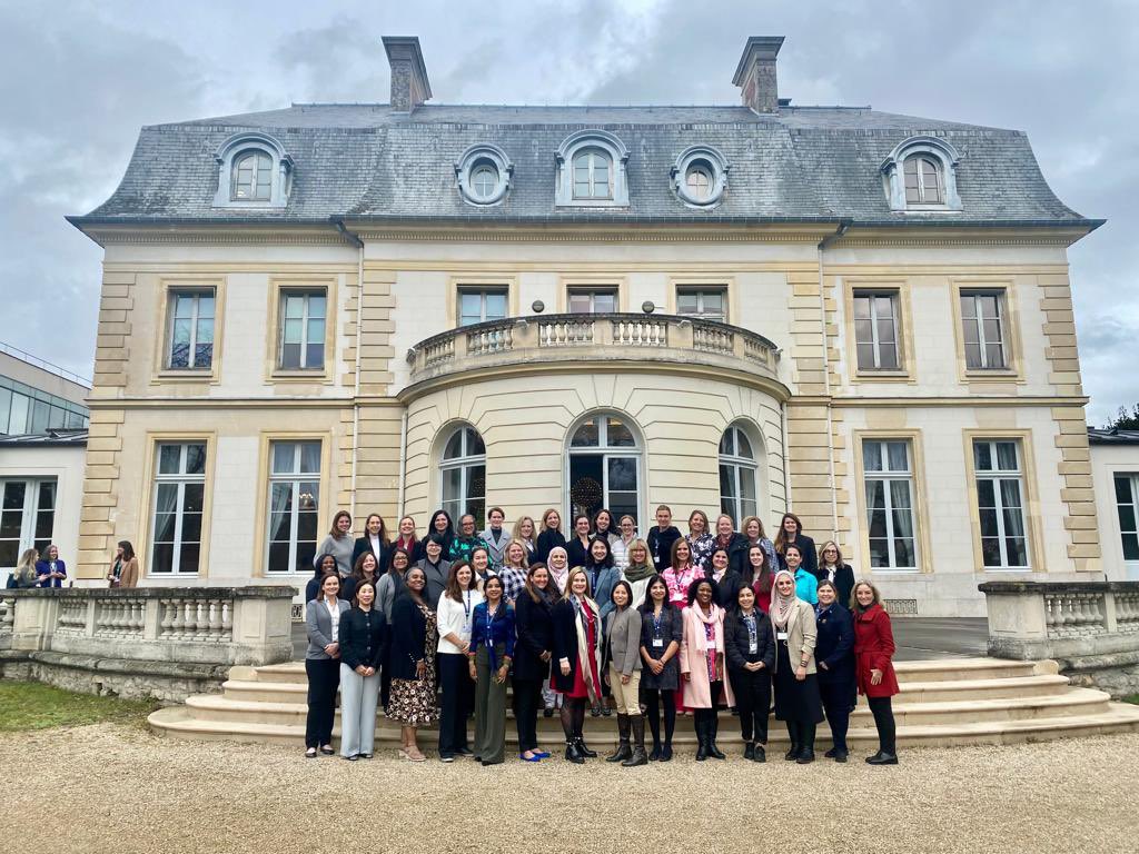 rickeybevington's tweet photo. Thanks to @INSEAD France for an inspiring and challenging week studying cross-cultural leadership and 360 coaching with @IWFglobal Our class of fellows is 43 women executives from 12+ countries. It’s hard to capture the depth of our experience #grateful https://t.co/pxHQLHtPsV