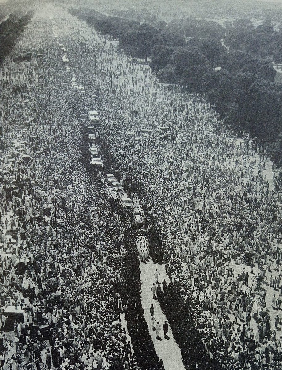 1964 :: Funeral Procession of PM Jawaharlal Nehru