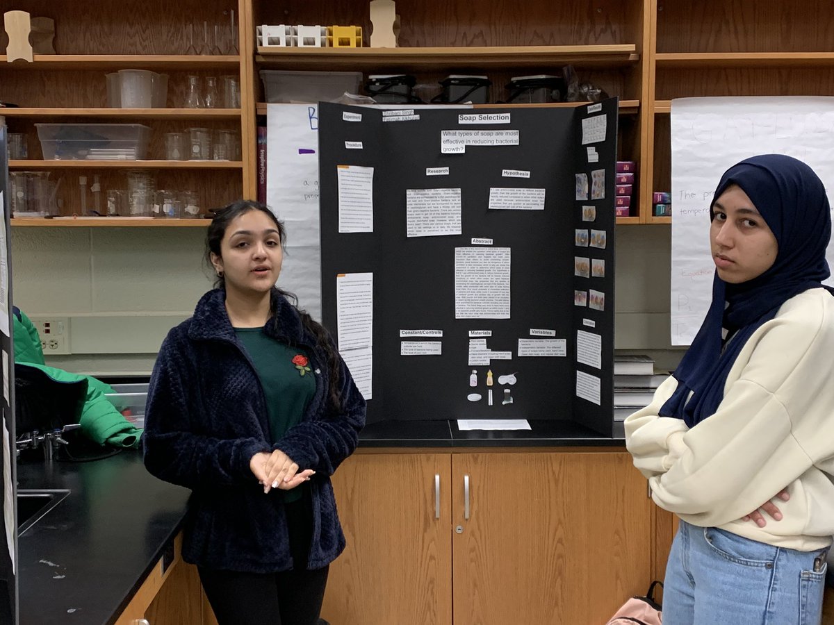 BlakeCarole's tweet photo. Perry Hall HS’s first ever Science Fair was a success! @Hall_Pride @BaltCoPS @PHHSBiomed @BCPSSci https://t.co/aGTAkNttEX