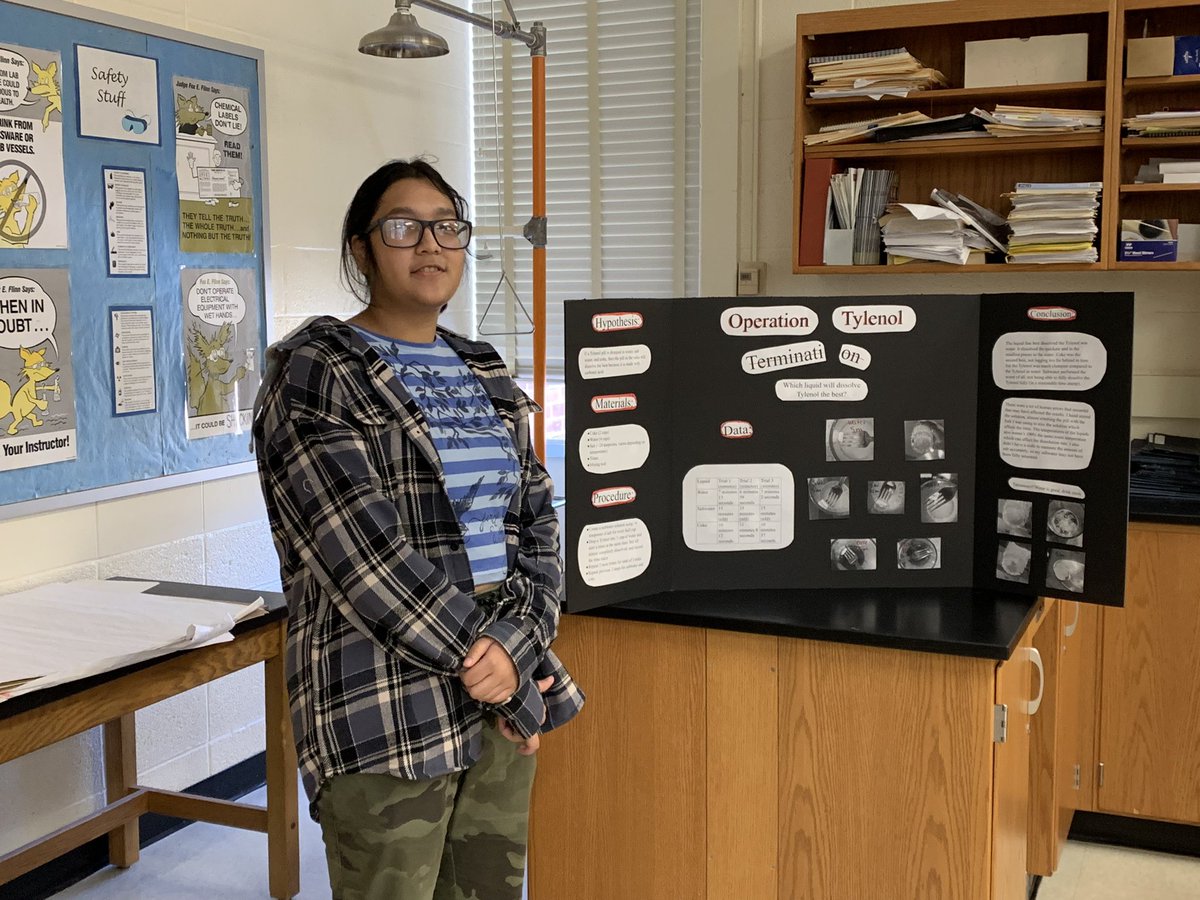 BlakeCarole's tweet photo. Perry Hall HS’s first ever Science Fair was a success! @Hall_Pride @BaltCoPS @PHHSBiomed @BCPSSci https://t.co/aGTAkNttEX