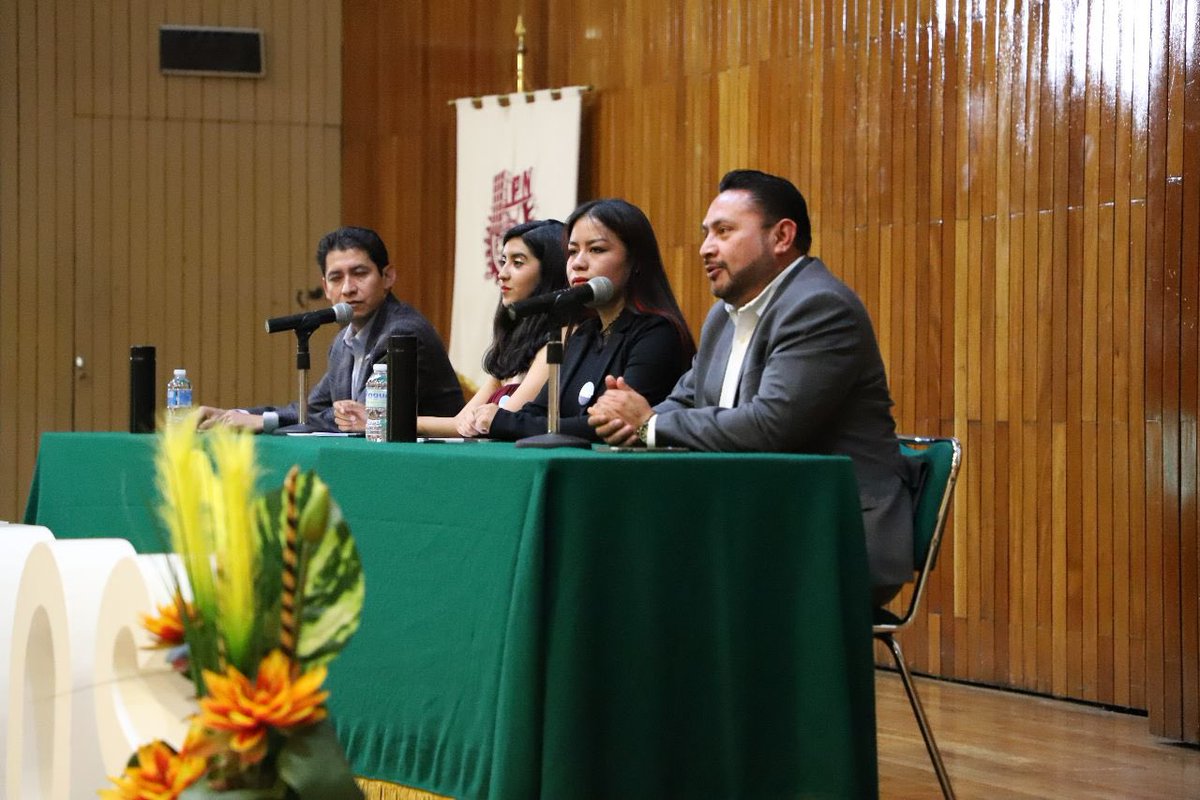 MiguelOgazon's tweet photo. Gracias #ASEIT y @UPIICSA por la invitación a la mesa de diálogo sobre “Seguridad Vial”. Un placer compartir con los estudiantes tanto experiencias como lo que hace @Anpact en lo relativo a este tema.
También un gusto compartir mesa con @MiguelGuzmanCMX https://t.co/2XoODBR6Sg