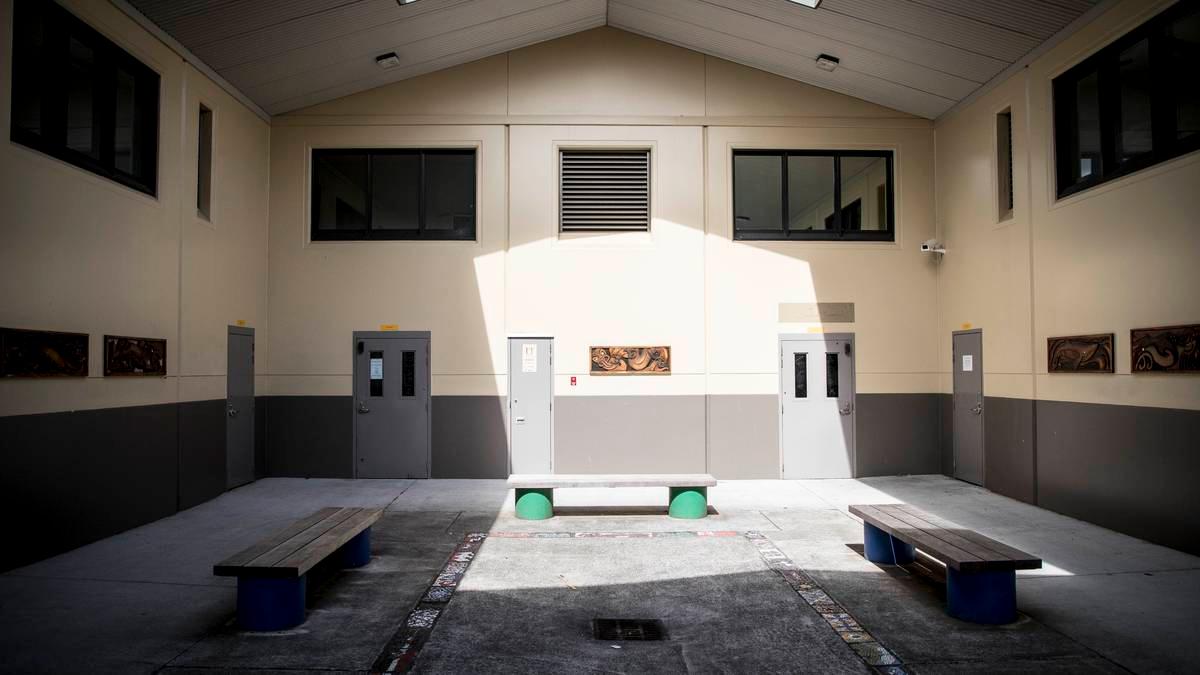 ‘Frightened of going home’: Teens commit crime to return to youth justice facilities 
 nzherald.co.nz/nz/politics/fr…