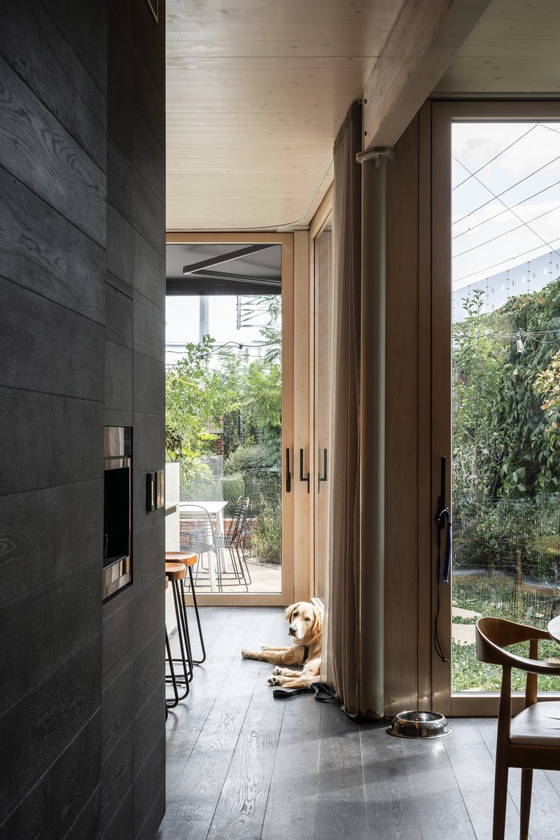 simple_dwelling's tweet photo. "The idea was to create a highly sustainable home, but also a very playful and fun and adventurous house. Something that we could use as a showcase to show people what is a Passive House, how does a Passive House work?" - Marc Bernstein
--
https://t.co/RYRTFfOUTK https://t.co/uPTfLWeOIs