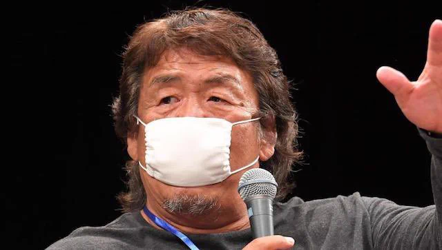 布マスクは元々、不織布より一回り小さいのが標準です。寧ろ手持ちの布マスクより大きく、ガーゼも上質で肌に優しく、今も愛用しています。しかも1枚僅か125円!長州力さんも使われてましたが感染防止には十分なサイズ。小さ過ぎると感じた人は実際に着けて見たのでしょうか?#有難うアベノマスク  