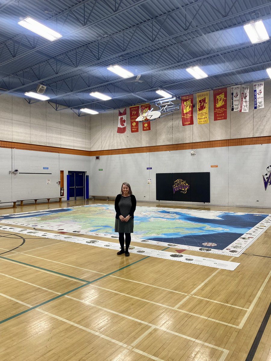 Please stop by the gym tonight and tomorrow during conferences. Ms. Justyna is there to help families learn about the Treaty Map. @7OaksSchoolDiv