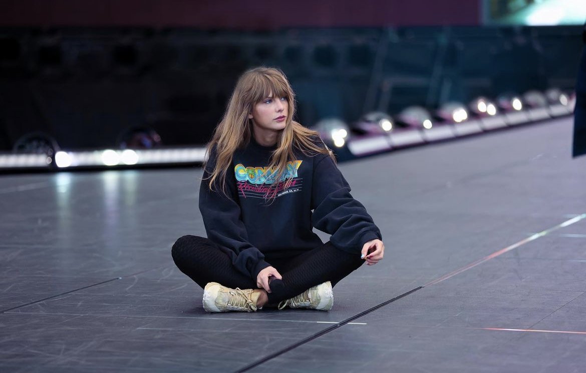 mirrorballsssss's tweet photo. ela é tão linda mds te amo https://t.co/AYMrWmXqTI
