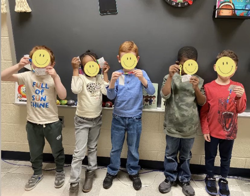 During our last group together, my kinders and I reviewed our calming strategies we’ve practiced and made reminder keychains to help us with our big feelings! 🤍⭐️☺️  <a href="/VincentFarmBCPS/">VincentFarmBCPS</a> <a href="/BCPScounseling/">BCPSSchoolCounseling</a>