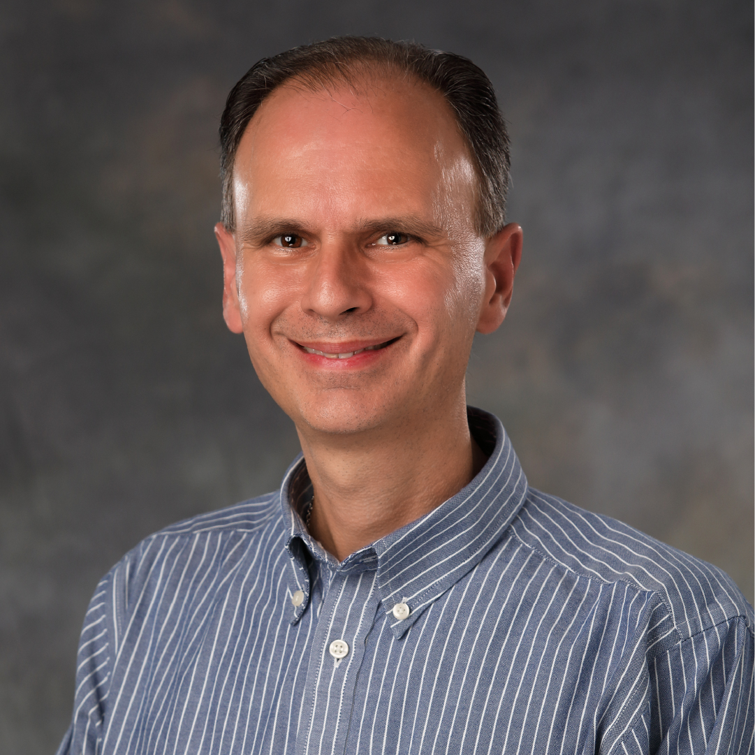 raocala's tweet photo. Parathyroid Imaging With Luis A. Jimenez, MD
Dr. Luis Jimenez subspecializes in nuclear medicine, giving him advanced education and training in assessing many hard-to-image organs, including the pea-sized parathyroid glands. https://t.co/y4tSzKnMwr