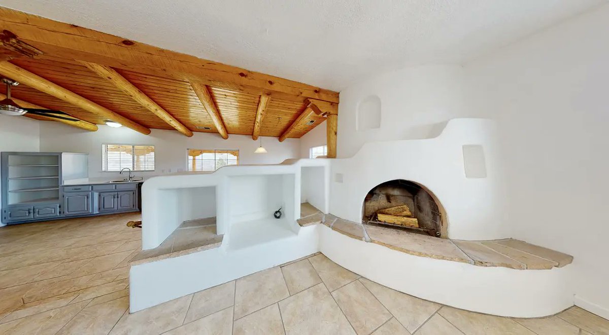 NeighborhoodJo2's tweet photo. A completely remodeled country retreat - https://t.co/6sOKMt5XbY https://t.co/e1UTFlJHKP