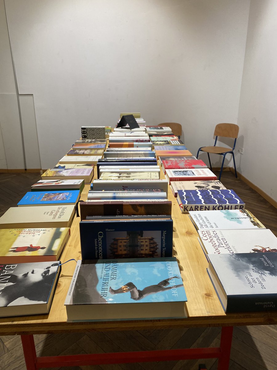 reehrli's tweet photo. Pop-Up Buchantiquariat im Wartsaal Wipkingen.

Öffnungszeiten: 16–18 März 23 Do+Fr 14–17 / 19–21 Sa 11–16
@WartsaalW #wipkingen #BookTwitter https://t.co/GiNjJ6iLOk