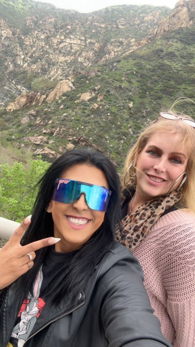 TW Pornstars - Cardi Falcone. The most retweeted pictures and videos for all time. Page 6