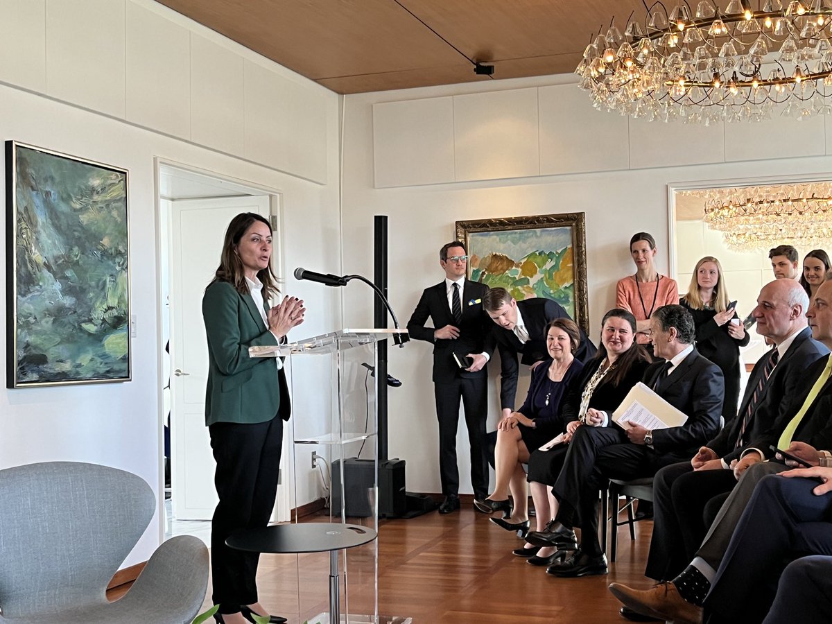 DenmarkinUSA's tweet image. Tonight the 🇩🇰 Embassy hosted an important discussion on the future for disinformation and democracy. 1 year after Russia’s invasion of Ukraine this discussion is more important than ever #DenmarkinUSA #TechforDemocracy #SummitforDemocracy