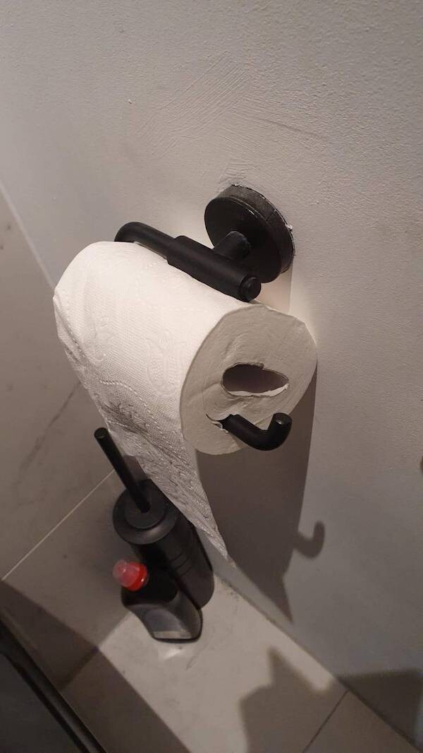 CeilingSweepers's tweet photo. #failalert #amateurhour #youhadonejob https://t.co/qeXBUOZNGe
