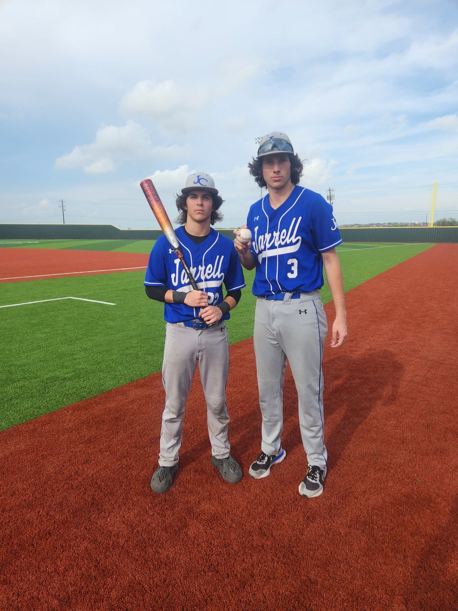DeanFitzner's tweet image. Dudes of the game.  Carter Kammlah 53 pitches in 5 innings of work.  Connor Fitzner single and triple with 3 rbi in 10-0 victory over Lampasas
