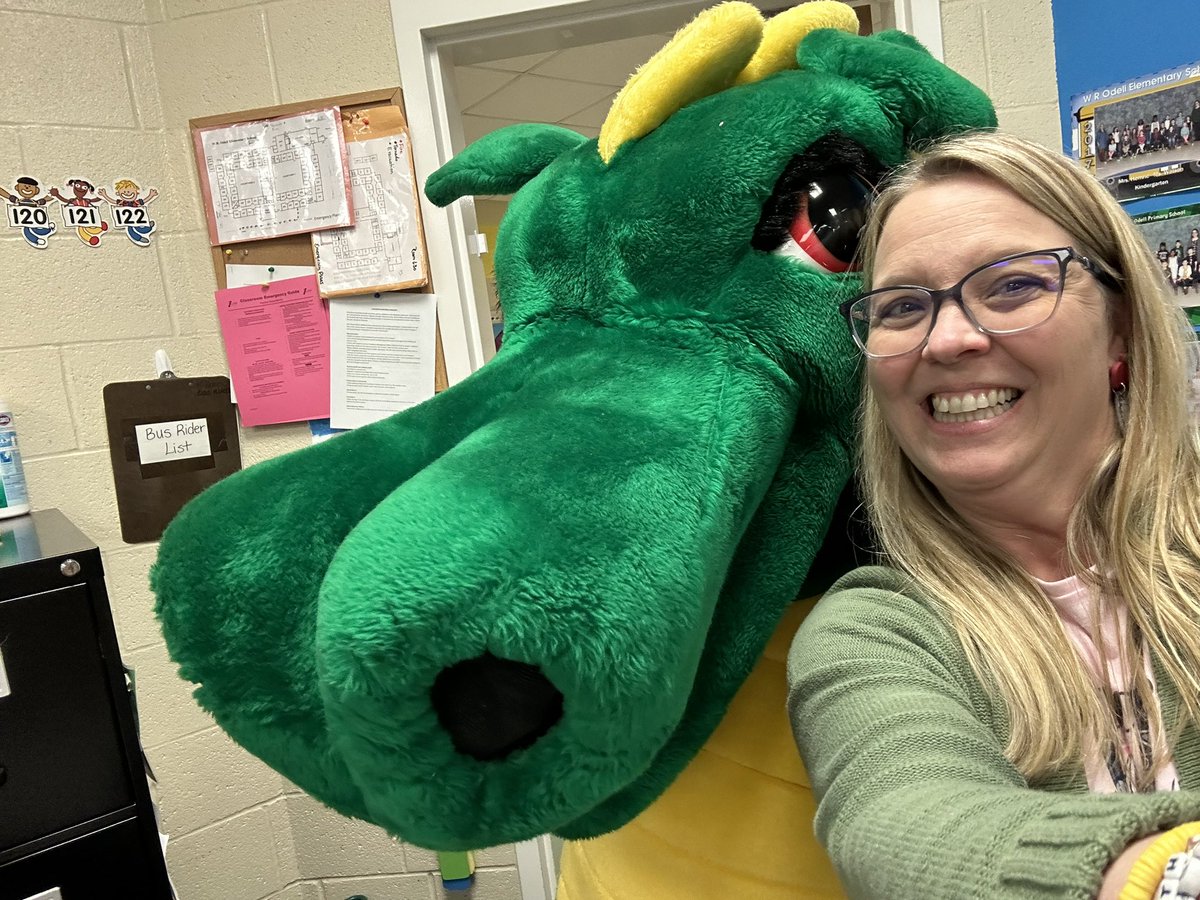 WROP Kinder Krew tweet media