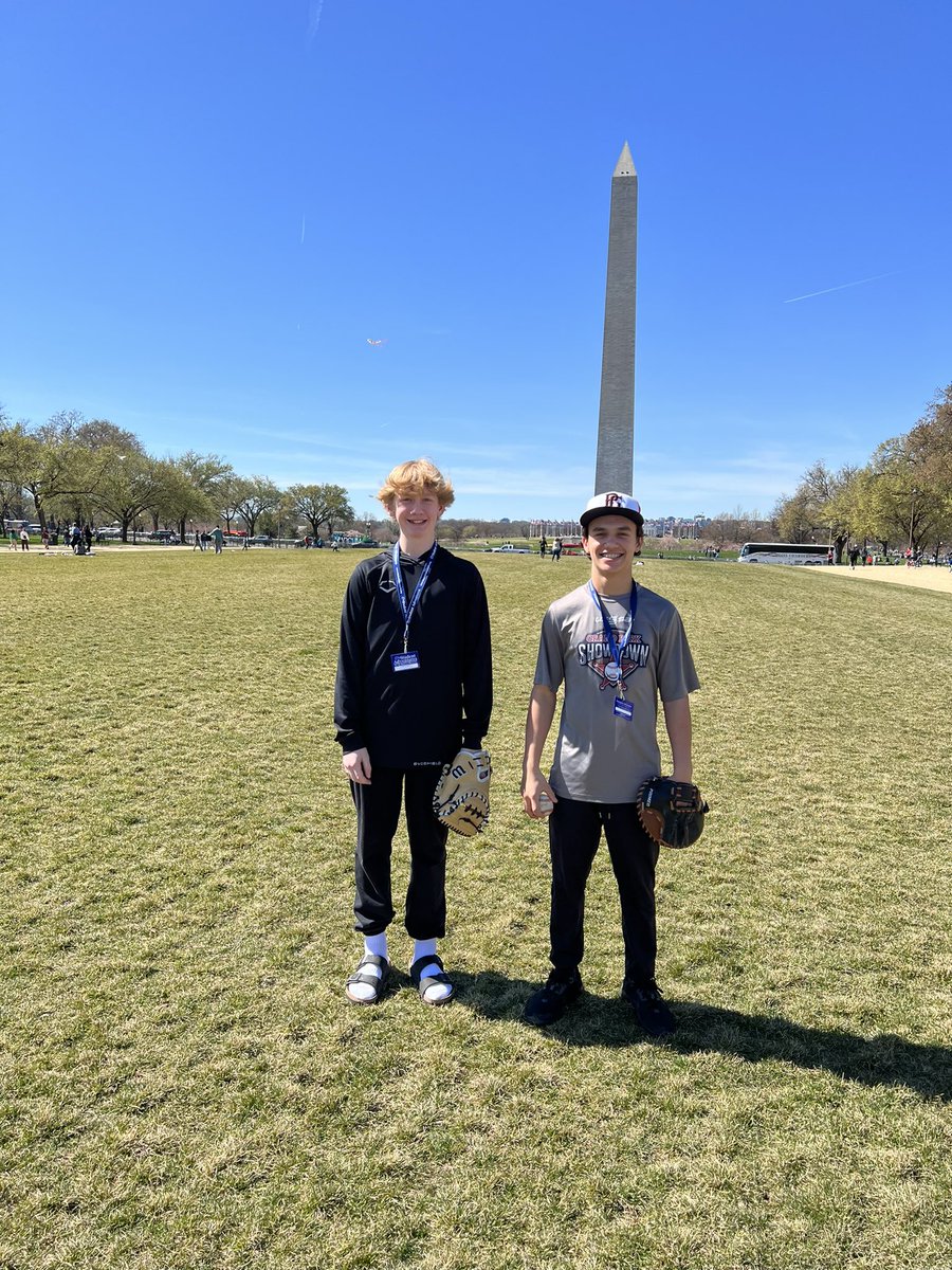 Throwing at the Washington monument <a href="/E20baseball/">Ethan Franklin</a> <a href="/BUncommitted/">Baseball_Uncommitted</a>