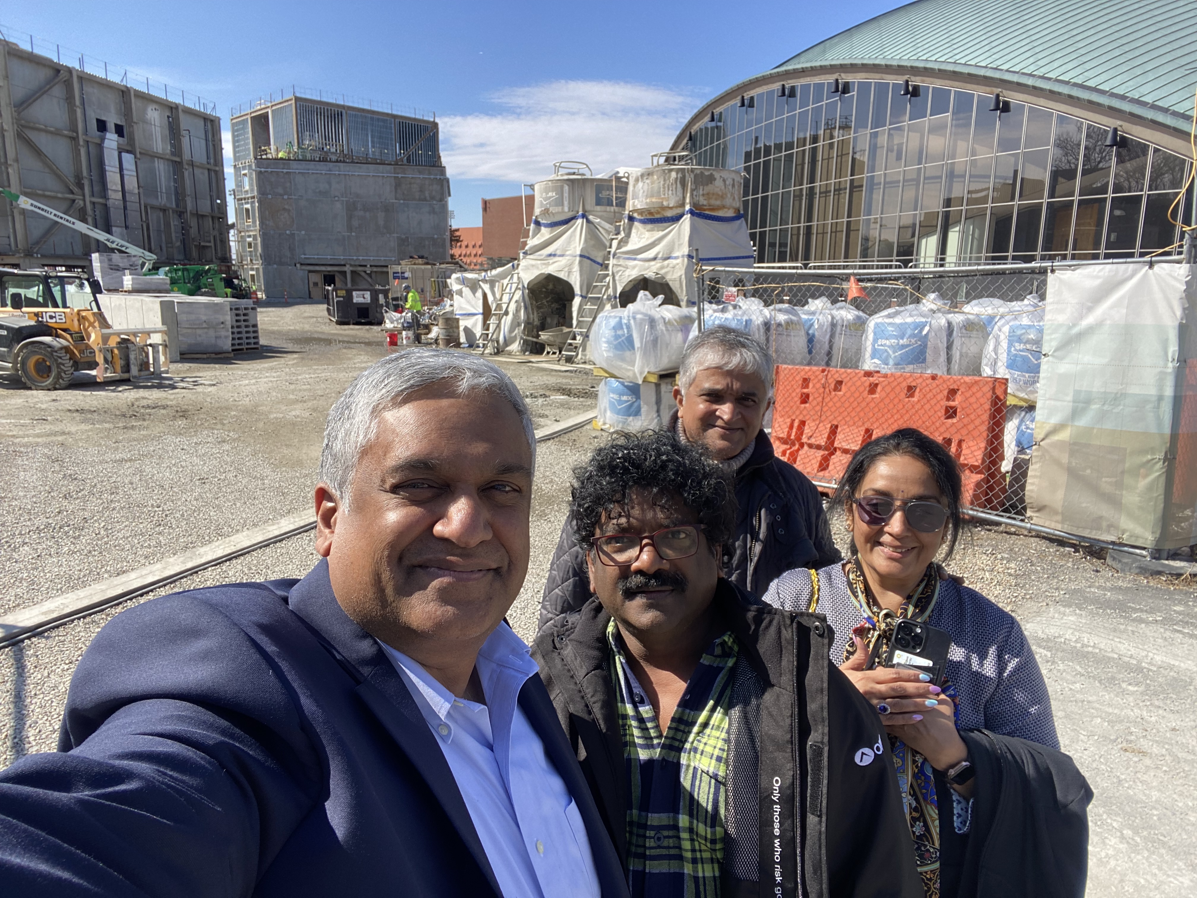 MIT School of Engineering on X: Fresh off his Best Original Song Oscar win  for “Naatu Naatu” on Sunday, Chandrabose (@boselyricist) joined Dean  Anantha Chandrakasan today for a tour of MIT's campus