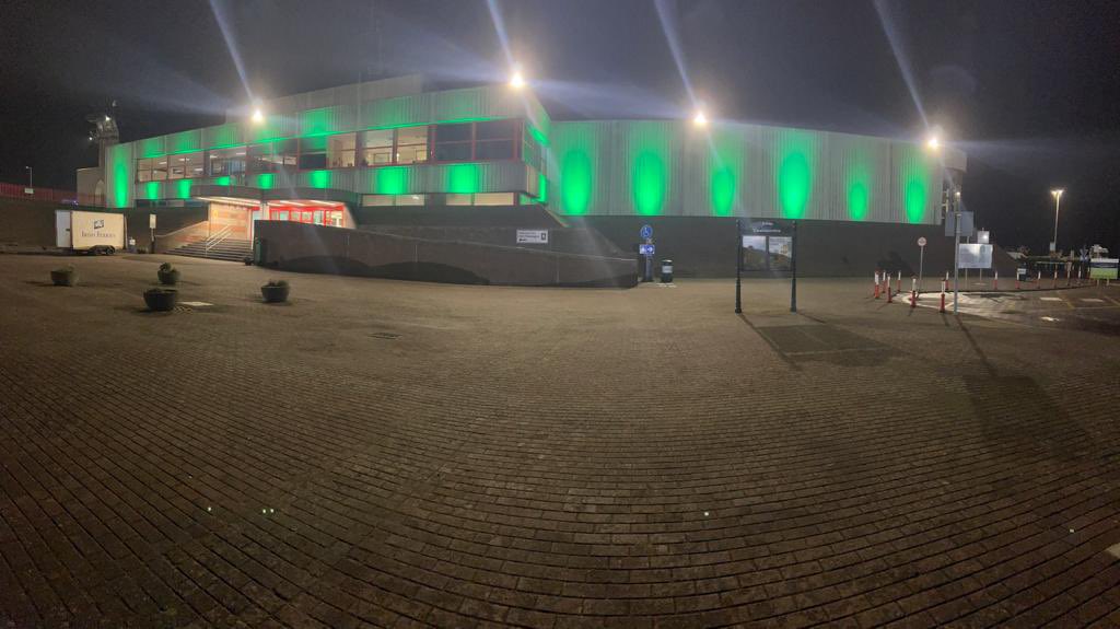 Rosslareuroport's tweet photo. ☘️🇮🇪Rosslare Europort lights up for St.Patrick’s Day 2023! ☘️🇮🇪 ☘️ Lá Fhéile Pádraig sona daoibh☘️ https://t.co/TrTIT1Mb5M