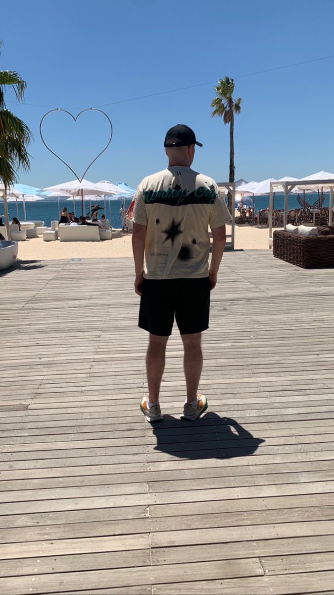 Valentine Alexander tweet media