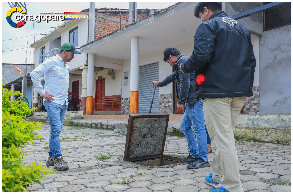 conagopareloja's tweet photo. #Celica
🤝🏻 Brindamos nuestro contingente en la fiscalización y firma de acta de inicio de obra para la construcción de las letras corpóreas y monumento al chilalo en la parroquia de Tnte. Maximiliano Rodríguez L. #Algarrobillo
#ApoyoRural
#FuerzaRural https://t.co/8PmUPNUvYa