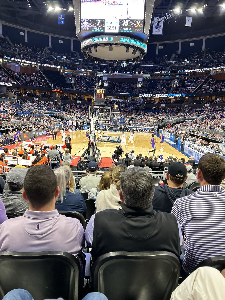 DocBuck3ye's tweet photo. March madness https://t.co/p026ta0LYw