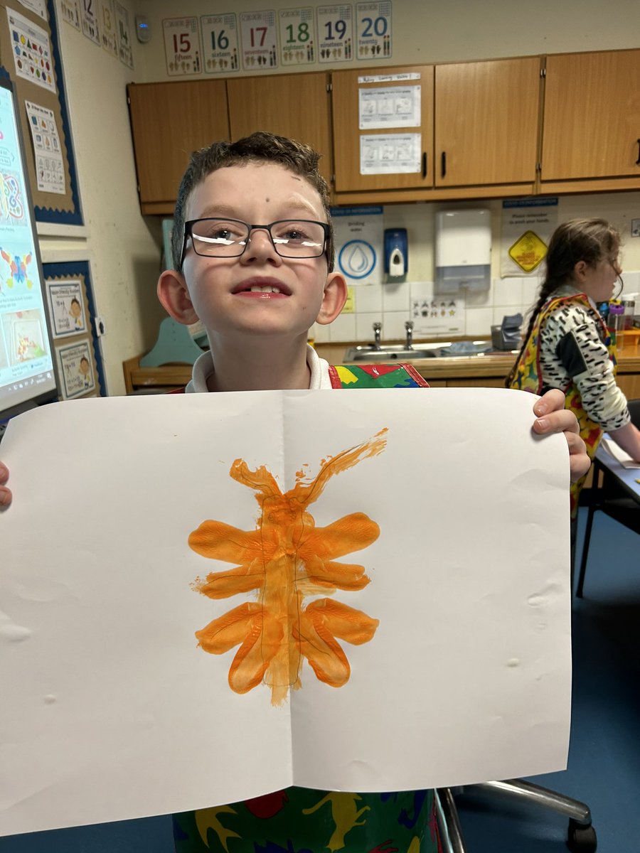 Miss Prentice & The Hive 🐝 tweet media