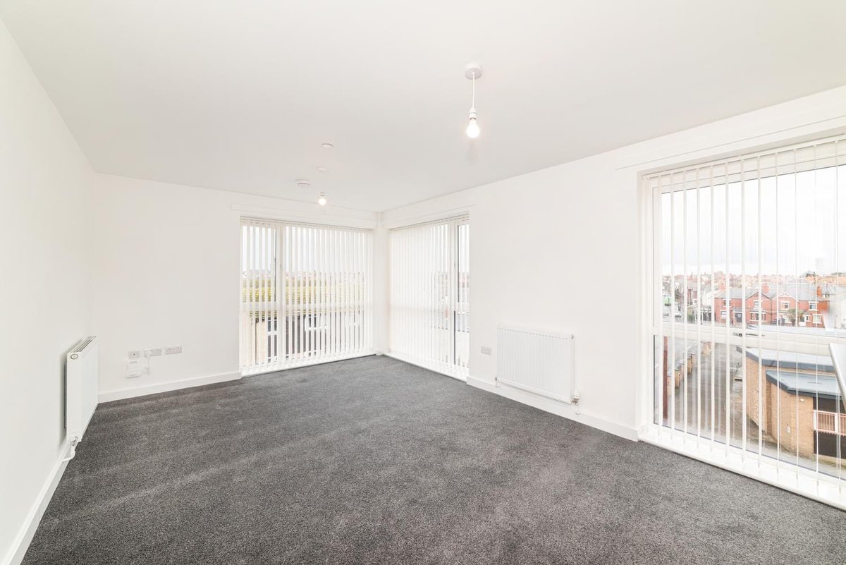 nwpsbuilders's tweet photo. We recently handed over our Ty Dyffryn project to our valued clients , @CartrefiConwy and @CreatingE,  the project consisted of 18no units with two 1 bedroom and sixteen 2 bedroom apartments. https://t.co/yrBZtdONWh