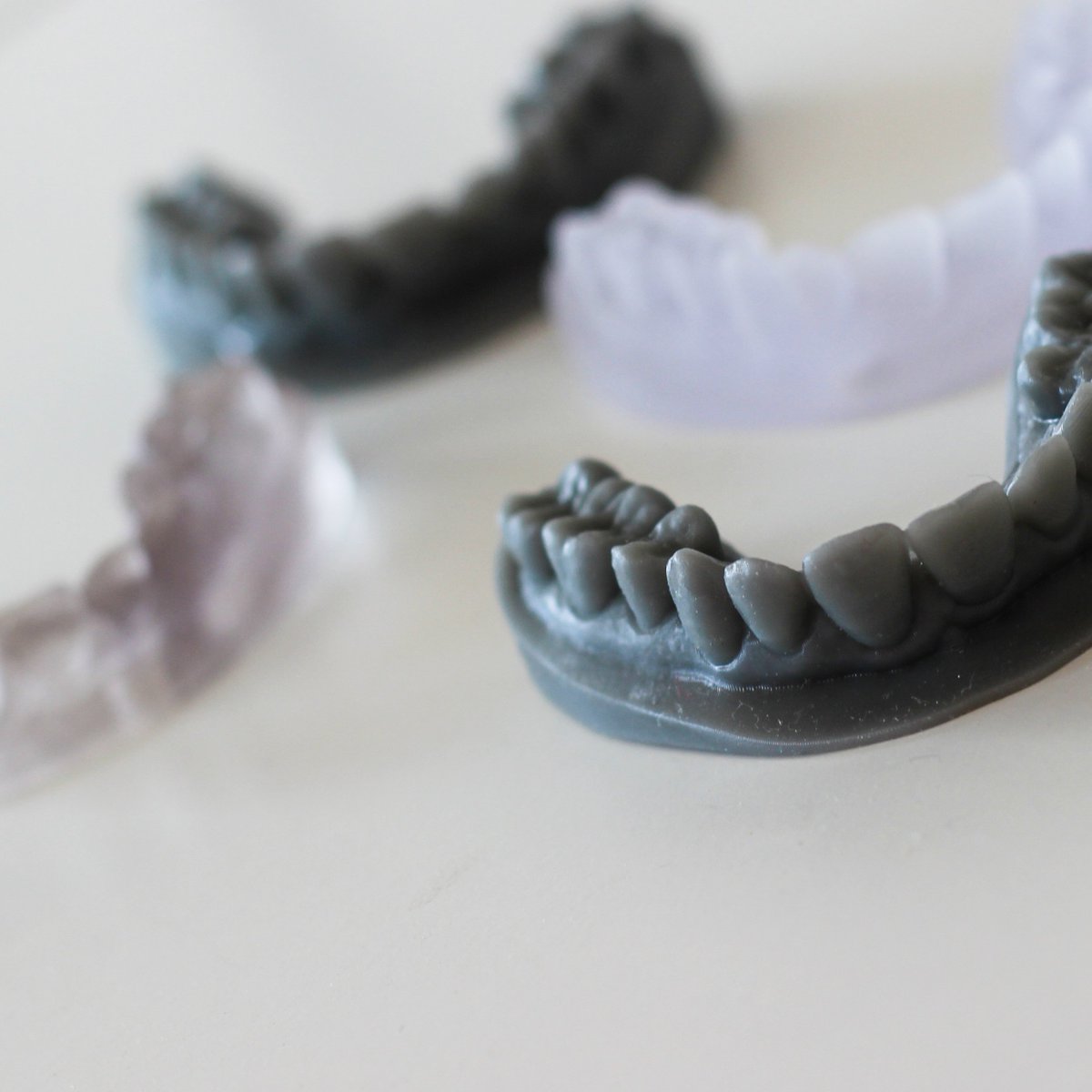 ObjexUnlimited's tweet photo. Say cheese 😬
.
#dental #dentistry #dentallab #3dteeth #perfectsmile #monday #dentistlife
#3dprinting #3dprinter #3d #design #3dprint #3dprinted #3dmodel #tinkercad #3dart #3dprints #3ddesign #3dprintinglife #hobby #industrialdesign #maker #print3d #instagood #designer #smile https://t.co/vFN2TS41sG