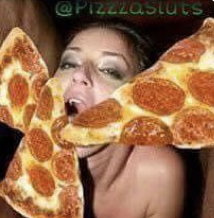 uhcallort's tweet photo. @dominos Large pizza! https://t.co/qhmziTY9vj