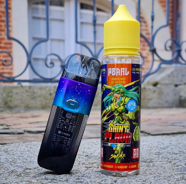 needles_x's tweet photo. Bonsoir 👋🏻 C'est le E-liquide "PEARL" Protectrice de la poire de la gamme Saint Flava de chez Swoke 💥 & le Pod Luxe XR de chez @VaporessoEcig .
.
#swokevapor #saintflava #swoke #eliquidefr #eliquidefrançais #madeinfrance #vaporessoluxexr #frenchvaper #normandyvape #manixbcg https://t.co/8UaHHnZhhi