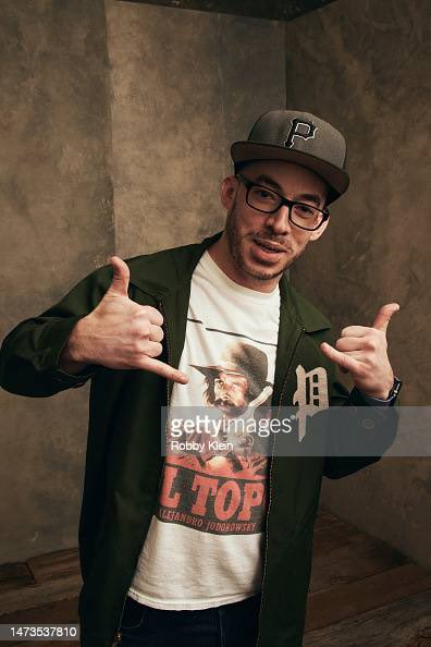 LTYTdoc's tweet photo. “Never Delete Your Old Footage”: read Filmmaker Magazine’s interview with Louder Than You Think director Jed I. Rosenberg: https://t.co/BZY9Qydk7h https://t.co/DpxPjqSbVw