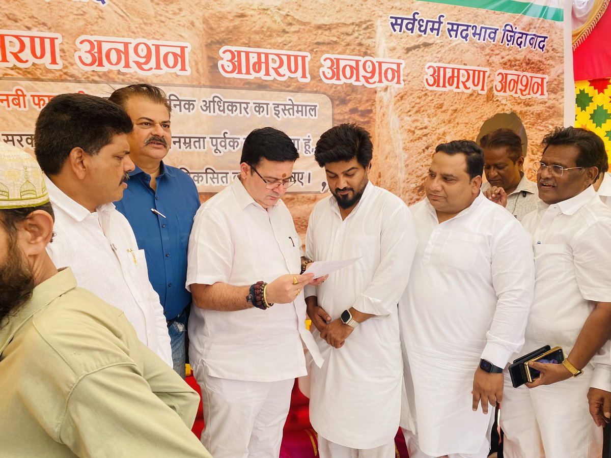 ml_qureshi's tweet photo. https://t.co/dncCotsCJQ