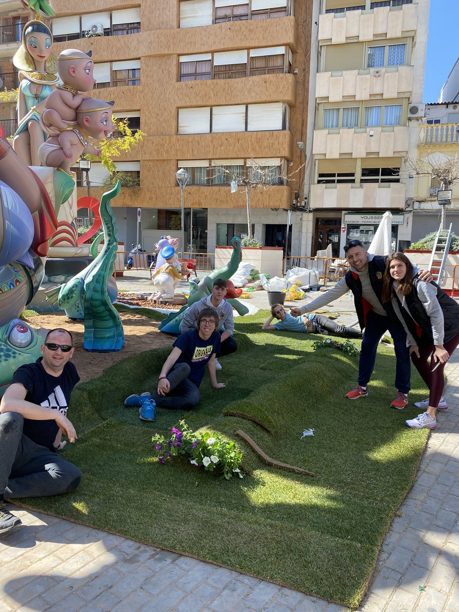 El millor d'aquest dia tan increïble? Tothom fent falla!!
#Passeig2023