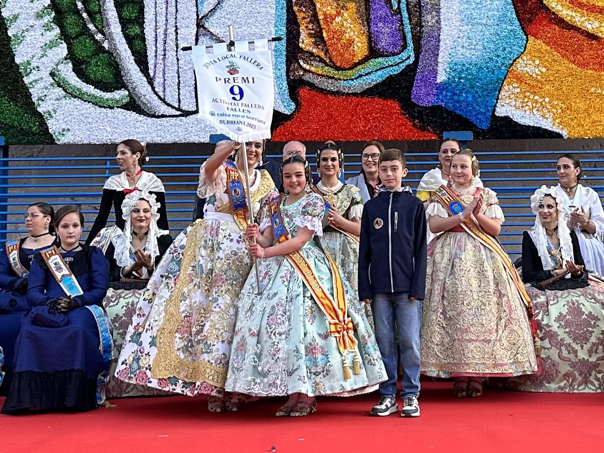 FallaCTarancon's tweet image. 😍 Orgull de Falla 🔥

🏆🔝 9°  Premi d'Activitat Fallera 2023

🤜🏻🤛🏻 Gràcies Comissió