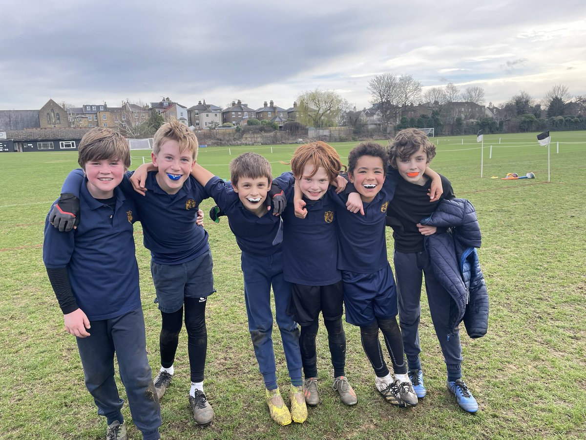 YEAR 5 RUGBY | 🏉🔵🟡

Today we played our first ever competitive contact rugby match.

Well done to our YR5 rugby team who won 35-30 in a thrilling game of rugby!