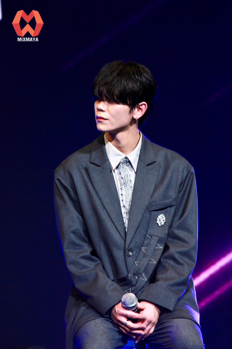 webmixmaya's tweet photo. "ฟูจิมากิ เคียวสุเกะ" จากวง #INI ในงานแถลงข่าว "JO1 x INI SPECIAL EVENT IN THAILAND"

#藤牧京介 #FUJIMAKIKYOSUKE 
#INI_DROP_That
#INI_LogintoTHAILAND 
#JO1xINISPECIALEVENTINTHAILAND
#MiXMAYA https://t.co/IZGECthcQU