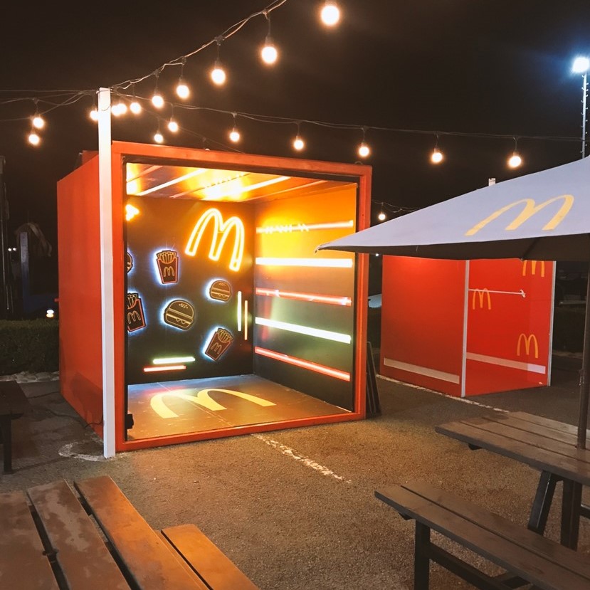 LATCOM | WORLDCOM OOH tweet media