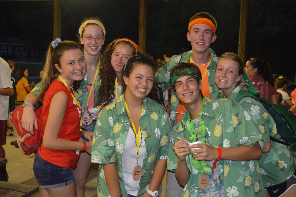 Virginia4_H's tweet photo. Want to go to #4HCamp this summer? 🍀 ⛺️
Contact your local 4-H agent for all of the enrollment details! ➡️ https://t.co/DdrPpnvrIe https://t.co/m22J7psjD8