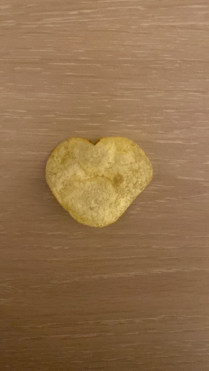 colinbul's tweet photo. @walkers_crisps #lovefromwalkers https://t.co/1I64y3hflA