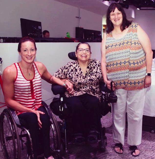 USParaTF's tweet photo. ICYMI: @TatyanaMcFadden honors the late disability rights pioneer Judy Heumann, plus news and updates from @NoahMalone13, @_DejaRae, @TrentenMerrill  and more from around the world of U.S. Paralympics Track &amp; Field.

Check out this week's roundup 👉 https://t.co/BJUFOA1JZ6 https://t.co/HwpZ3GZ944