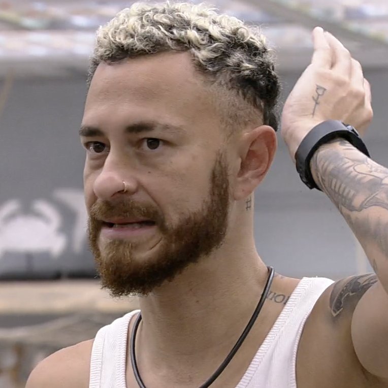 centralreality's tweet photo. Fred: "Guimê deu trabalho ontem, ein..."
Sapato: "Ele tava muito feliz, né?"
Fred: "Tava feliz, mas tava fazendo muita merda." #BBB23 https://t.co/VsFKpWSkal
