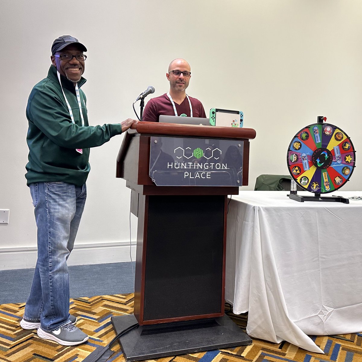 djcooke59's tweet photo. eSports fun in education with Dominic Nepa &amp; Roy McCloud
@RoyBPS
@MACUL
#MACUL23 https://t.co/pcVcTAQc1m