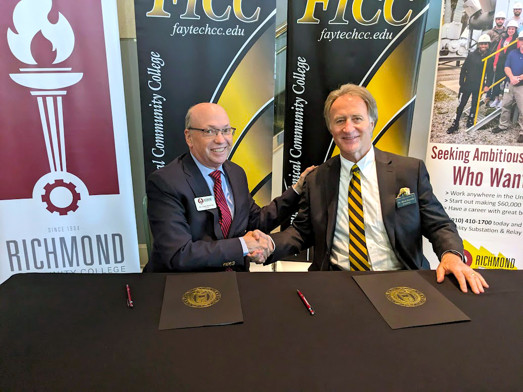 RichmondCCedu's tweet photo. Dr. Dale McInnis described the new transfer agreement with Fayetteville Technical Community College as “collaboration replacing competition.” Read more here:
https://t.co/GpZTYk0WPP
#collaboration #community #students #careers #transferpathways https://t.co/JqdHuE4gfv
