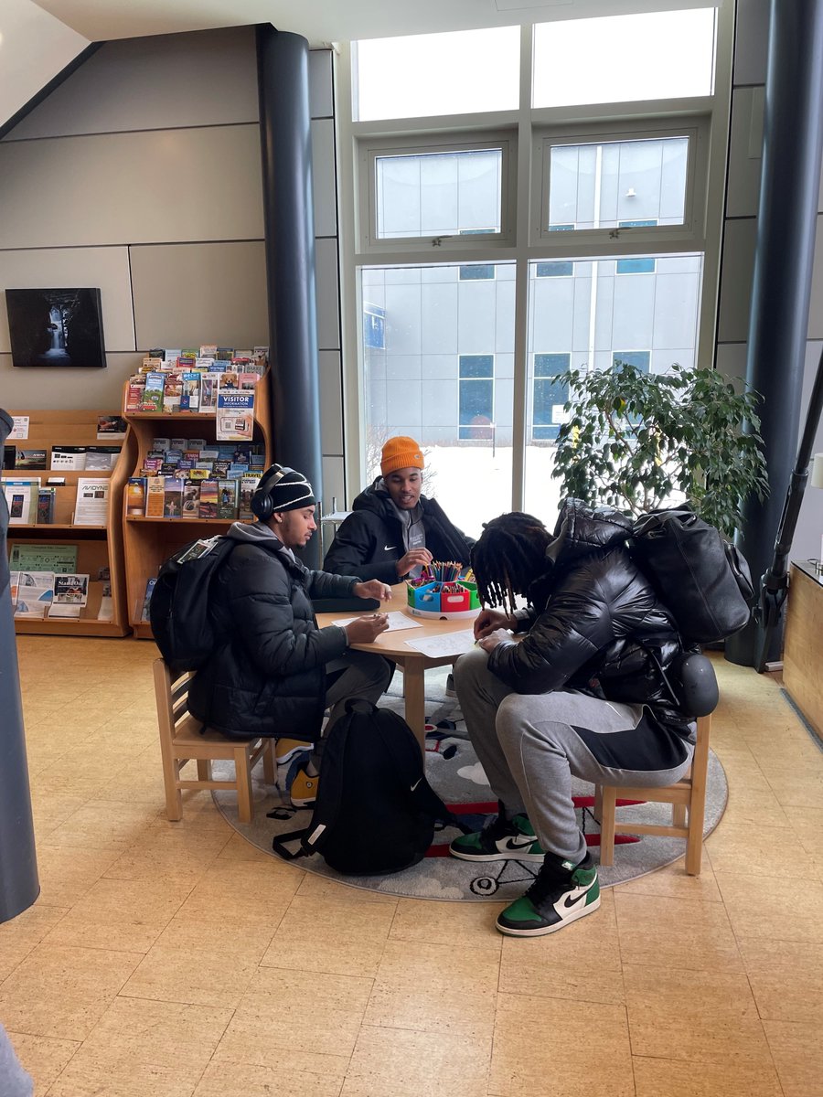 FlyHeritage's tweet photo. Happy to have provided pre-flight services to @UVMmbb  GO CATS! 
#btv #flyheritage #aviation #vermontbusiness #flybtv #ESOP #burlington #fbo
#WeGoBeyond #BCorpMonth #BCM2023 #UVMMBB https://t.co/94kHEmslzb